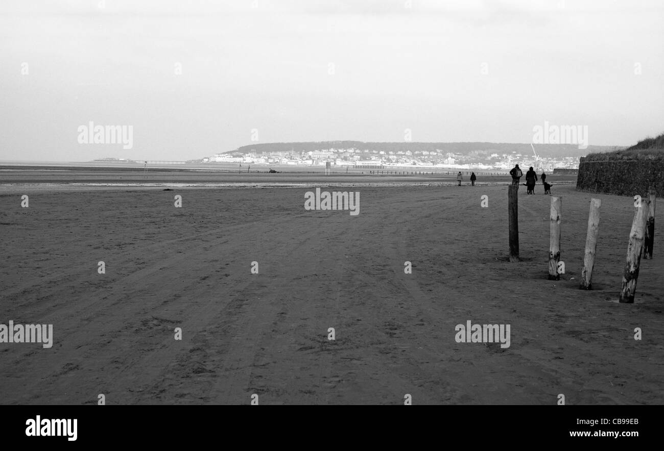Black and white beach scenes Black and White Stock Photos & Images - Alamy