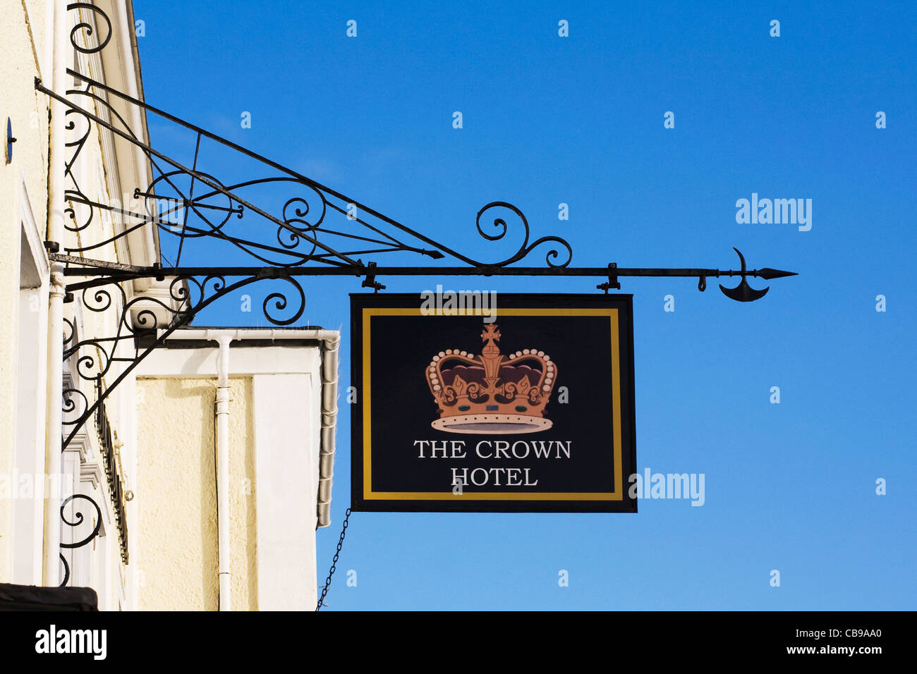 The Crown Hotel sign, Brackley, Northamnptonshire Stock Photo Alamy