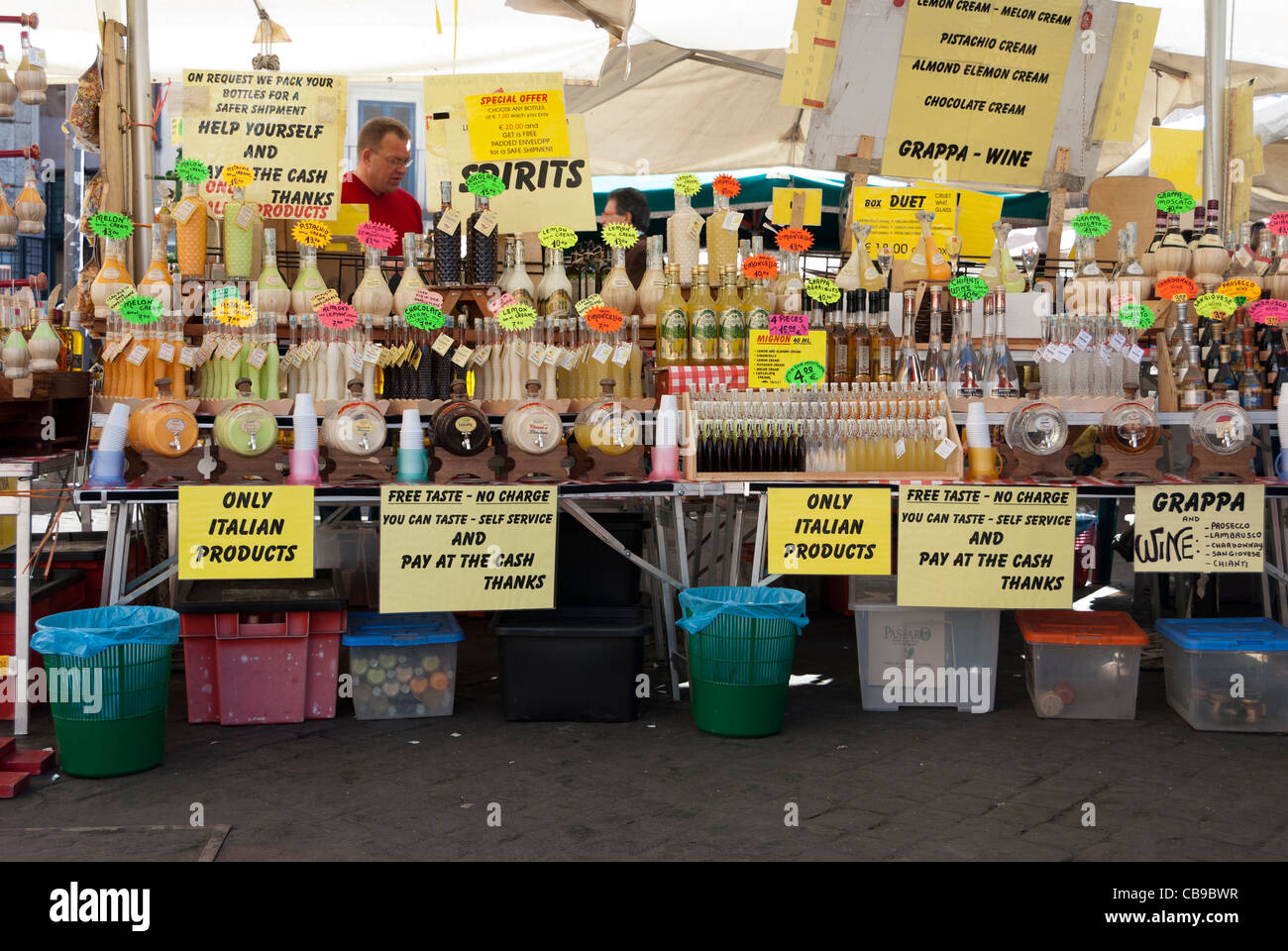 Market Square Rome Roman market square hi-res stock photography and images - Alamy