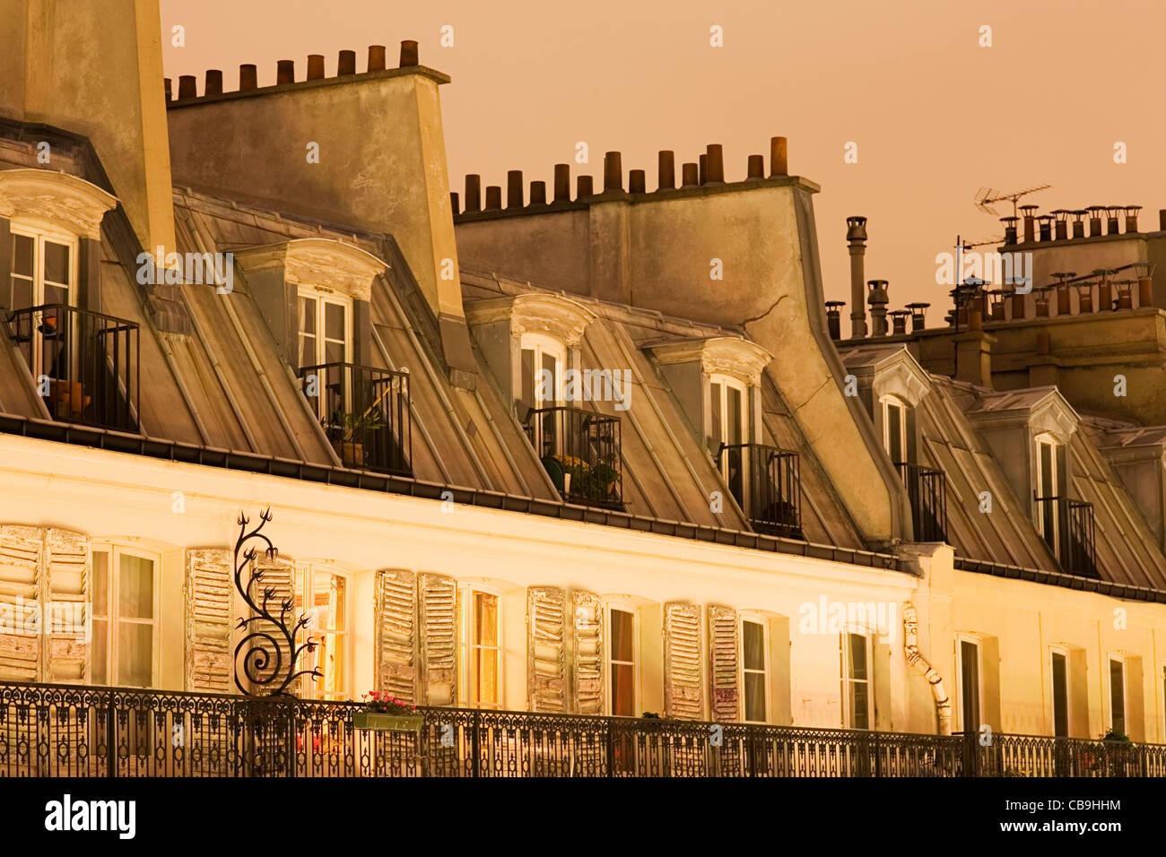 Montmartre Homes at Night Paris France Stock Photo Alamy