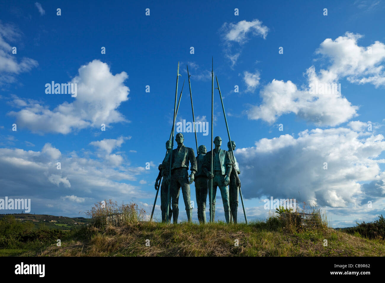 Pikemen of 1798, sculpture by Eamon O Doherty to commemorate battle victory of United Irishmen against crown forces, County Wexford, Ireland Stock Photo