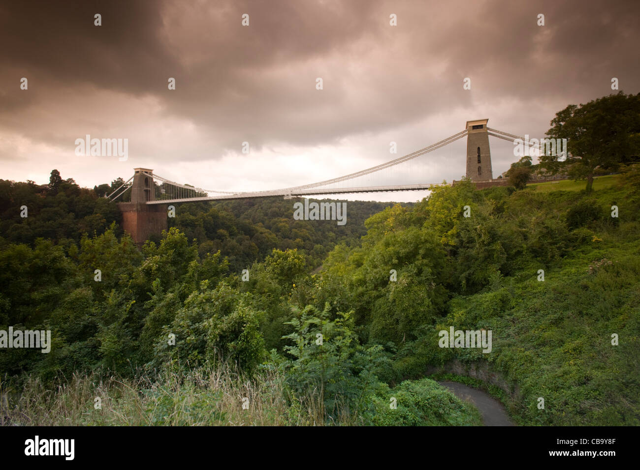 Clifton suspension bridge valley hi-res stock photography and images ...