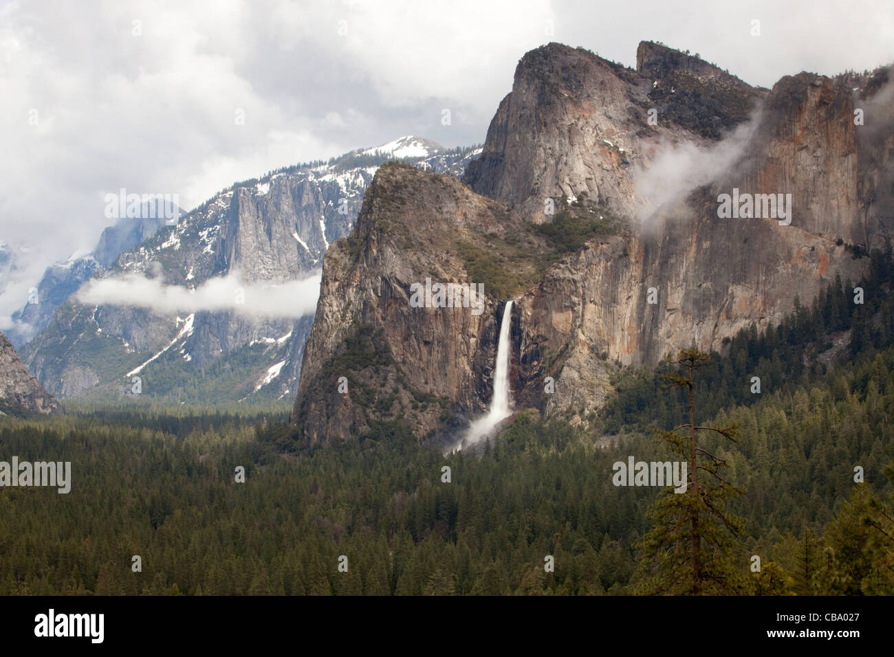 Bridal Veil Falls in Yosemite National Park, California Stock Photo Alamy