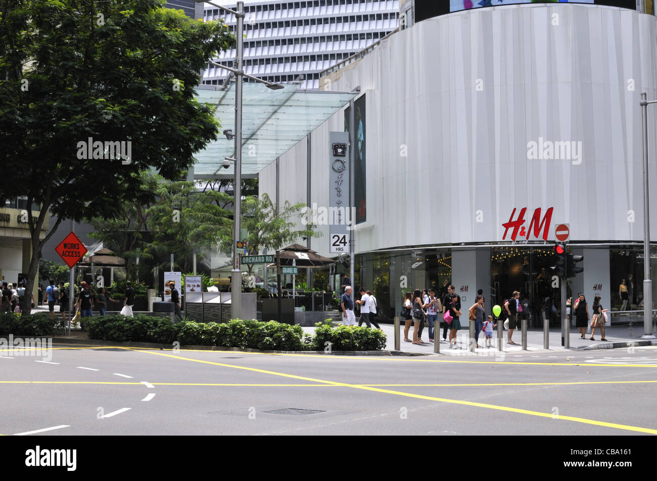 H&M store on Orchard Road, Singapore Stock Photo - Alamy