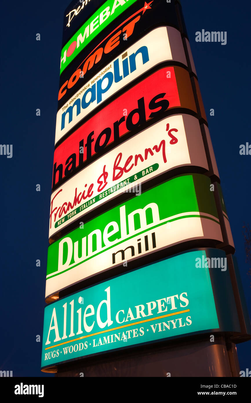 Dunelm Shop Sign High Resolution Stock Photography and Images Alamy
