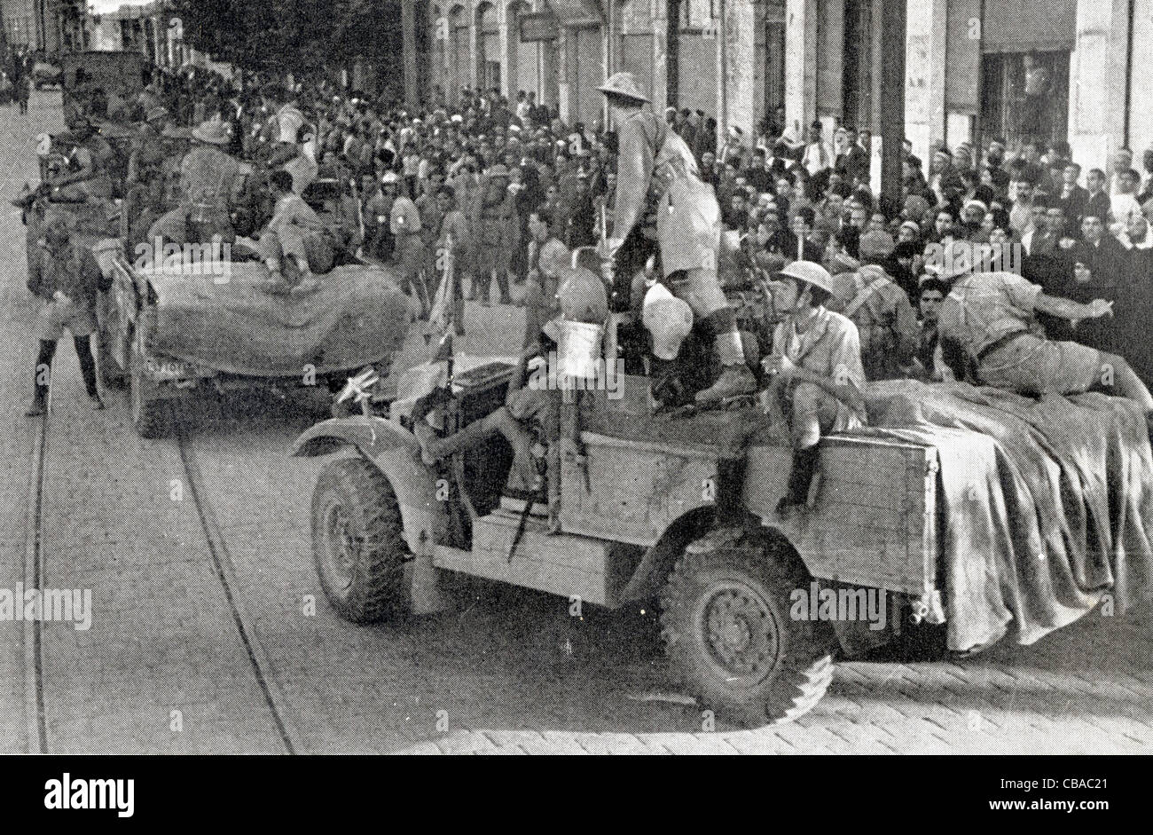 British soldiers enter Damascus during WW11 Stock Photo