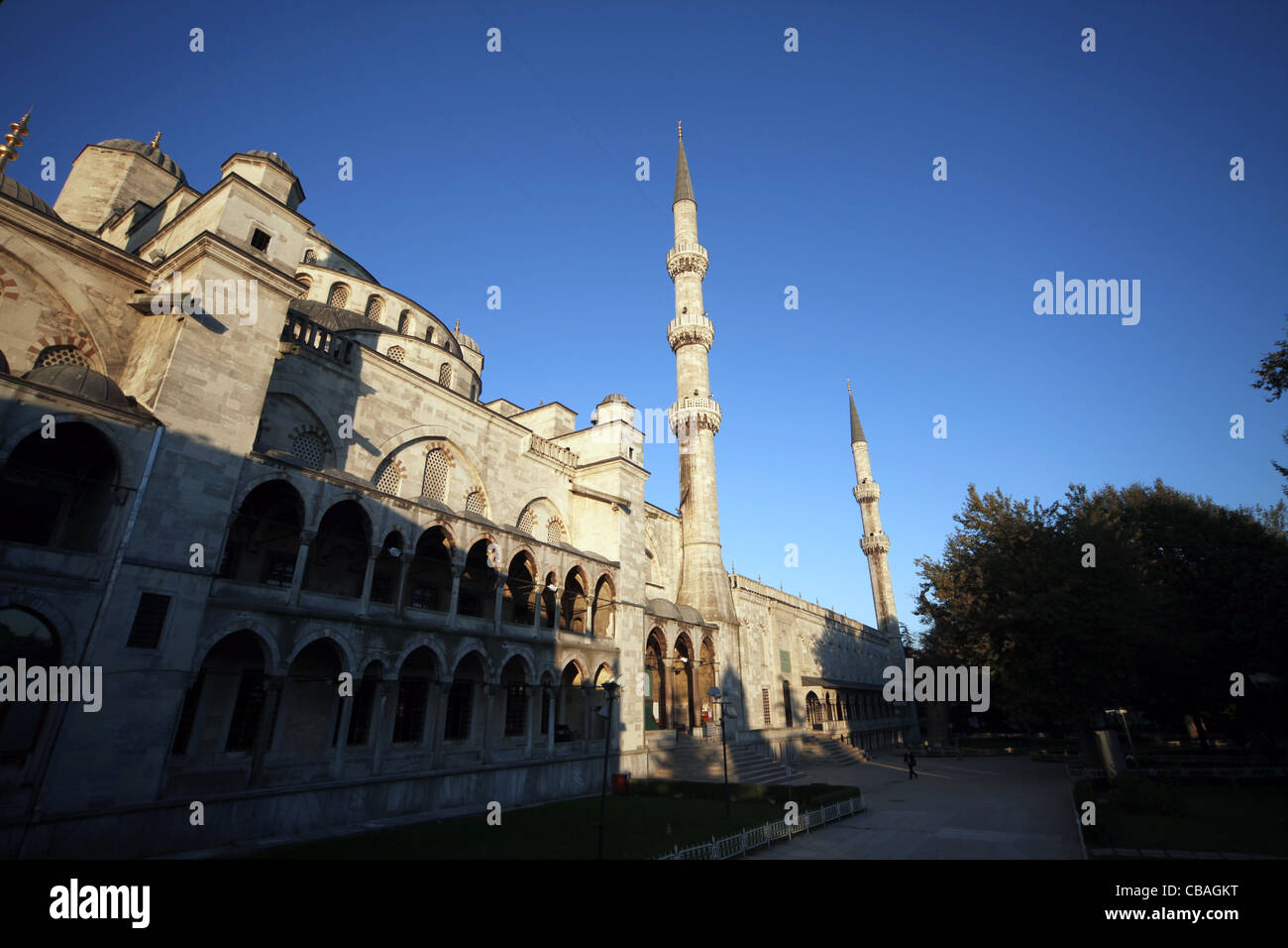 BLUE MOSQUE SULTAN AHMET CAMII SULTANAHMET ISTANBUL TURKEY 04 October ...