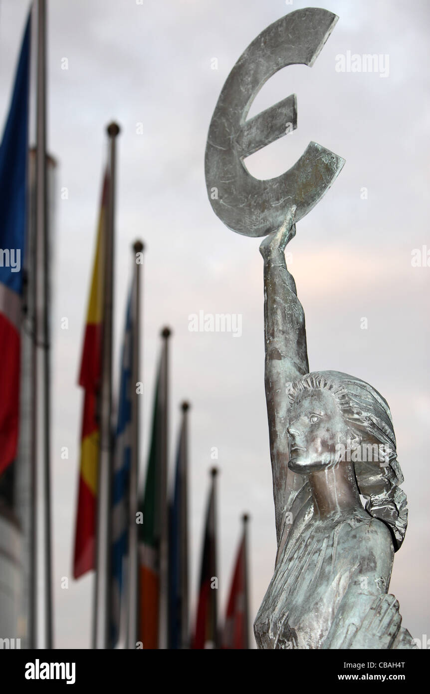 Eu Parliament Brussels Statue Stock Photos & Eu Parliament Brussels