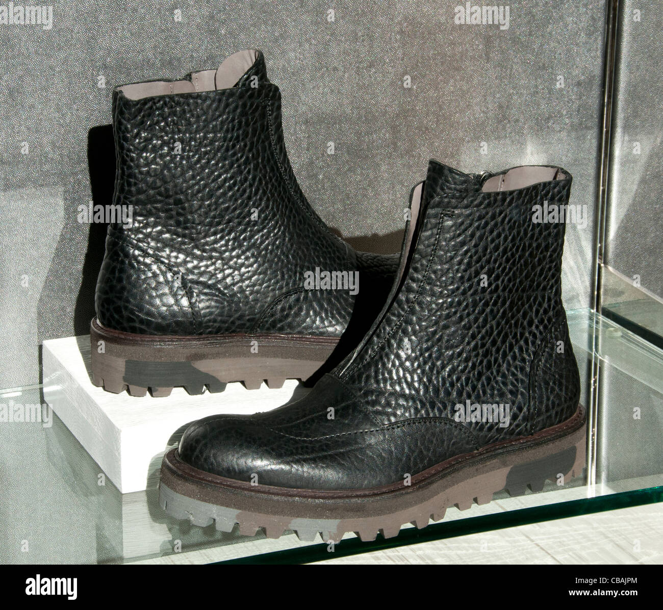 Yves Saint Laurent Rodeo Drive boutiques shops Beverly Hills Los ...