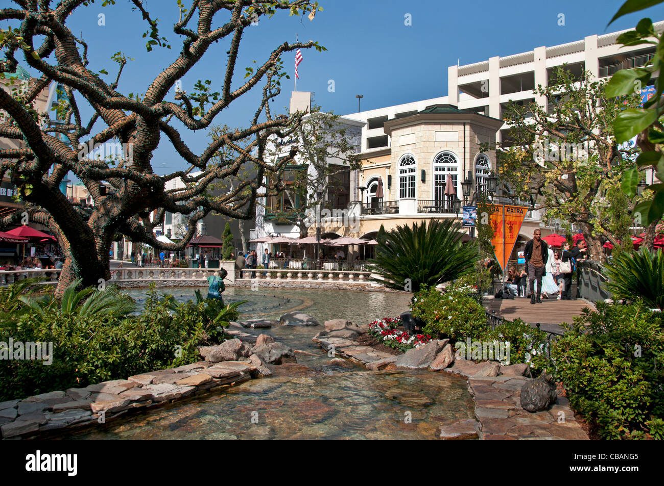 The Grove Farmers Market retail entertainment shopping mall Los Angeles ...