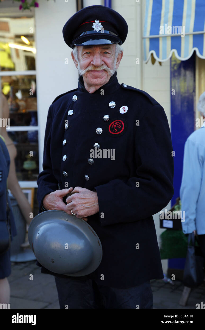 1940S NATIONAL FIRE SERVICE MAN PICKERING NORTH YORKSHIRE 15 October 2011 Stock Photo