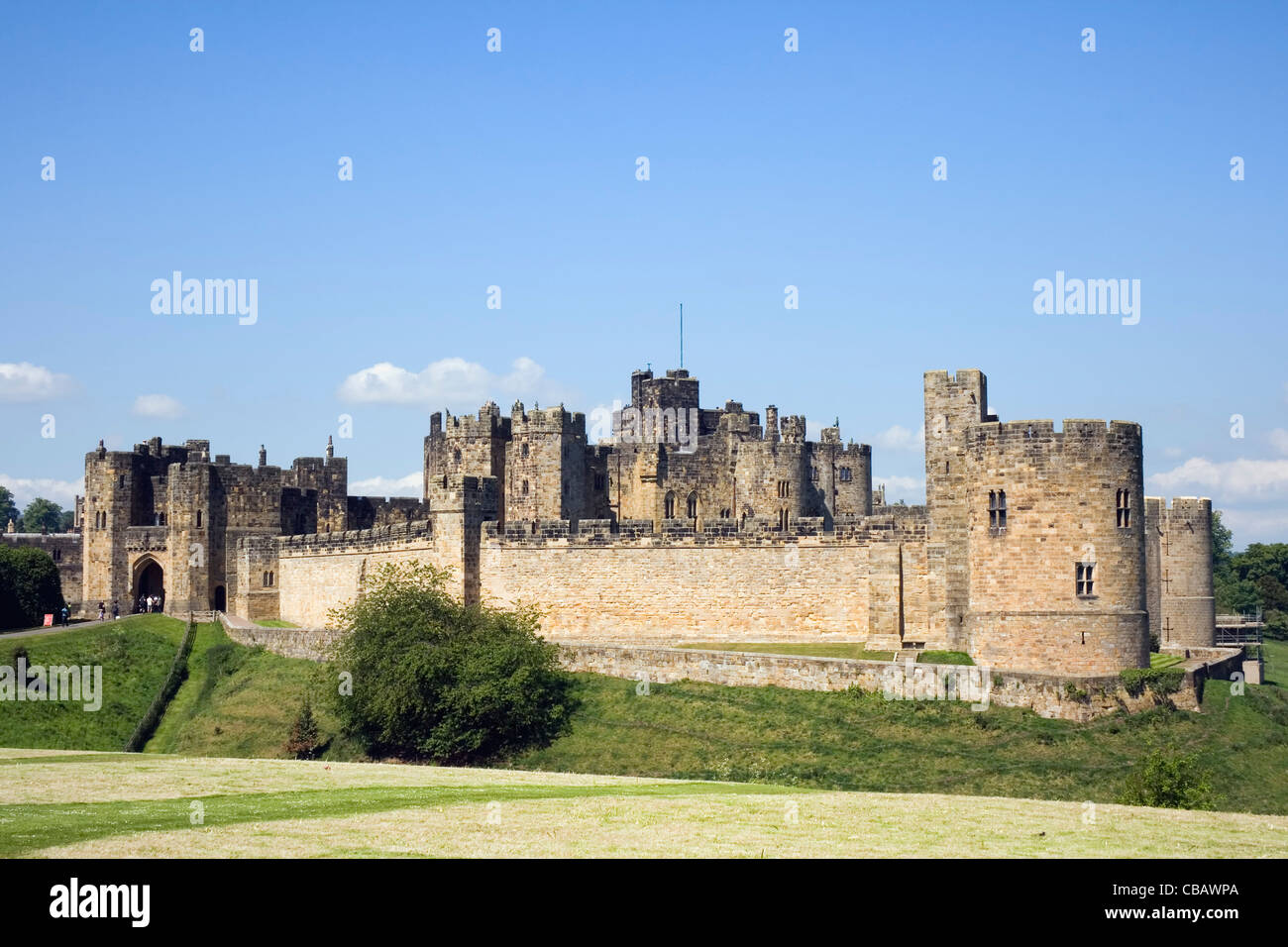 Alnwick Castle, Alnwick, Northumberland, England Stock Photo Alamy