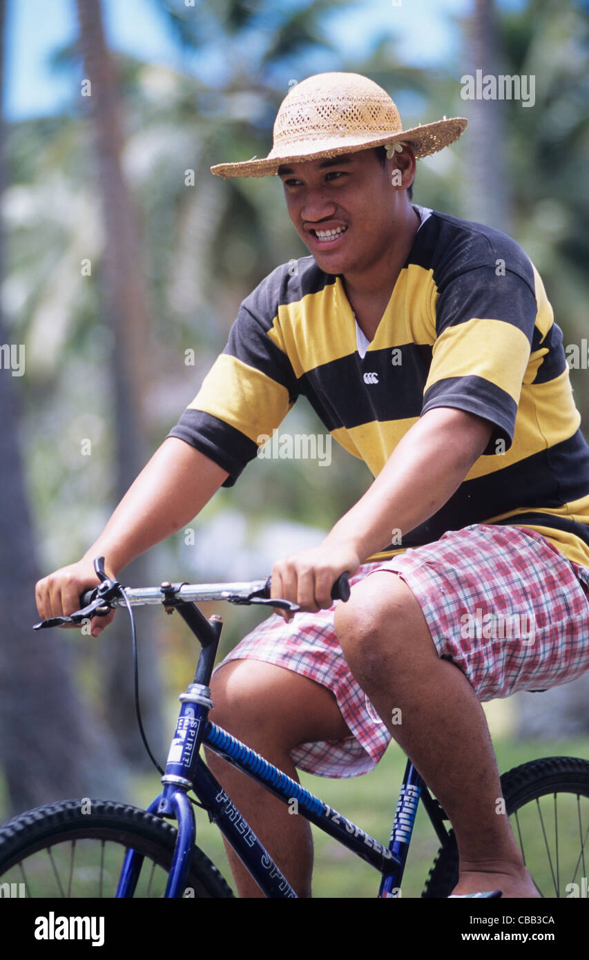 Cook islander man hi-res stock photography and images - Alamy
