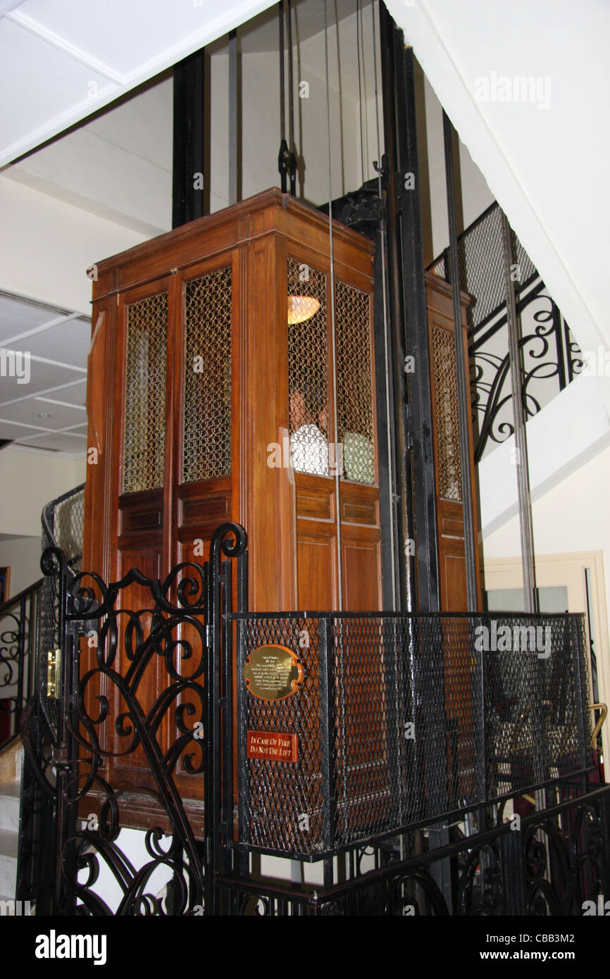 Elevator cage hires stock photography and images Alamy