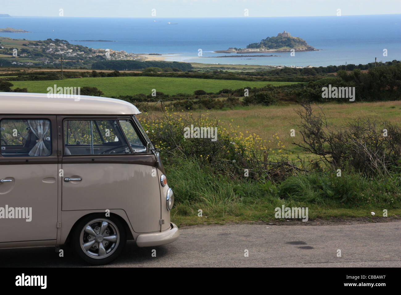 A lowered 1966 Split Screen VW Campervan Stock Photo - Alamy