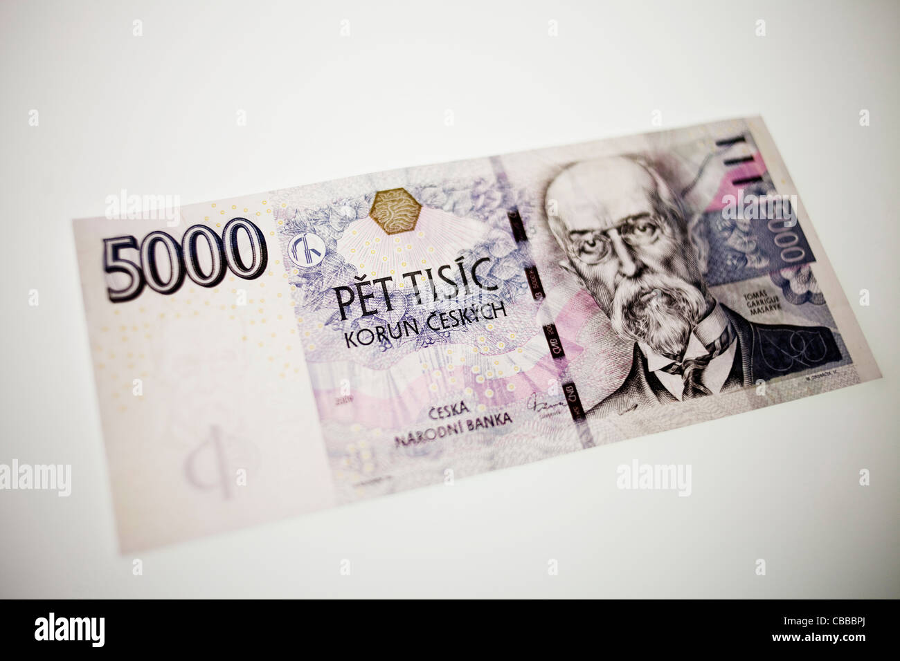 money-5000-czk-czech-crown-banknote-designed-by-oldrich-kulhanek