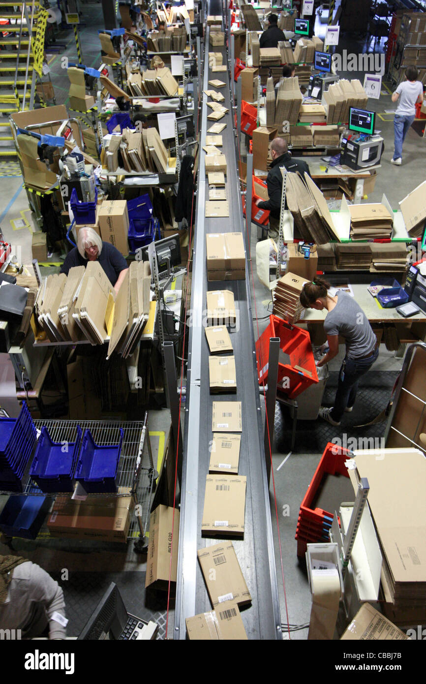 Amazon Warehouse Stock Photos & Amazon Warehouse Stock Images Alamy