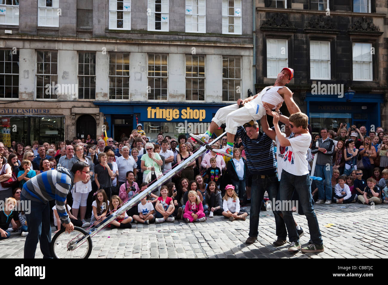 Street actor in High Street, Edinburgh at the Fringe festival Stock Photo