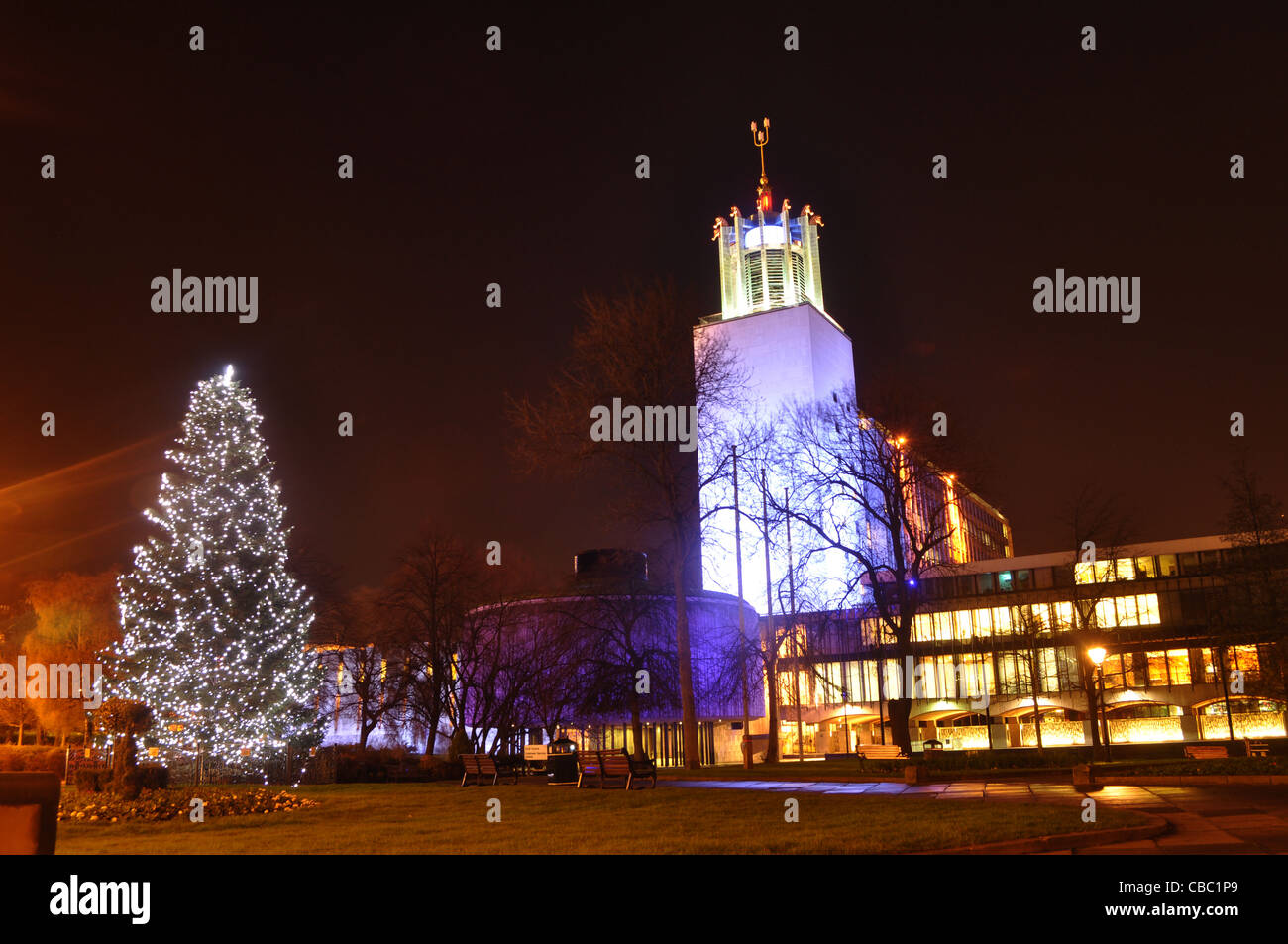 Newcastle Civic Centre Christmas tree Stock Photo Alamy