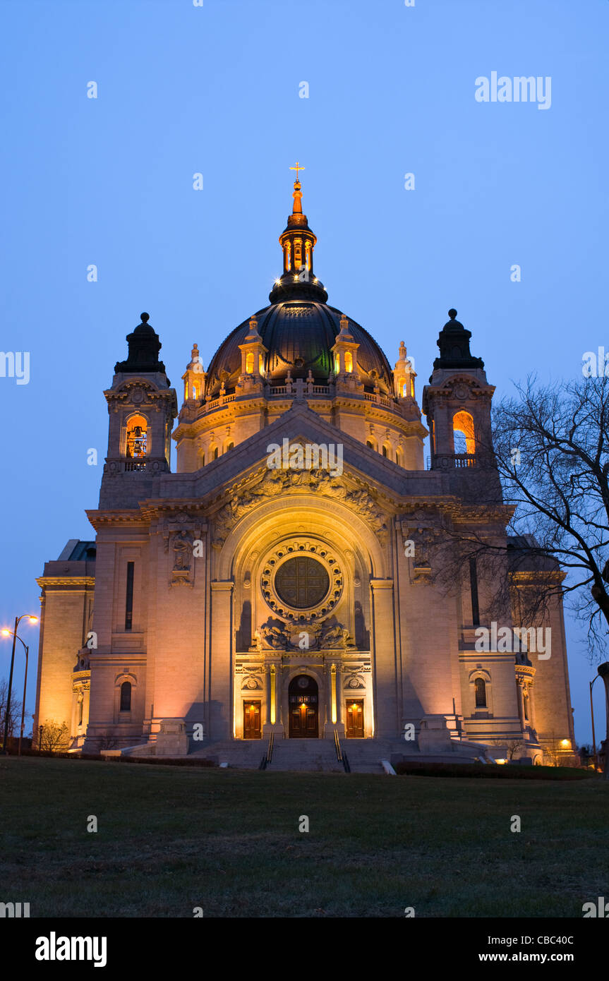 St paul cathedral minnesota hires stock photography and images Alamy