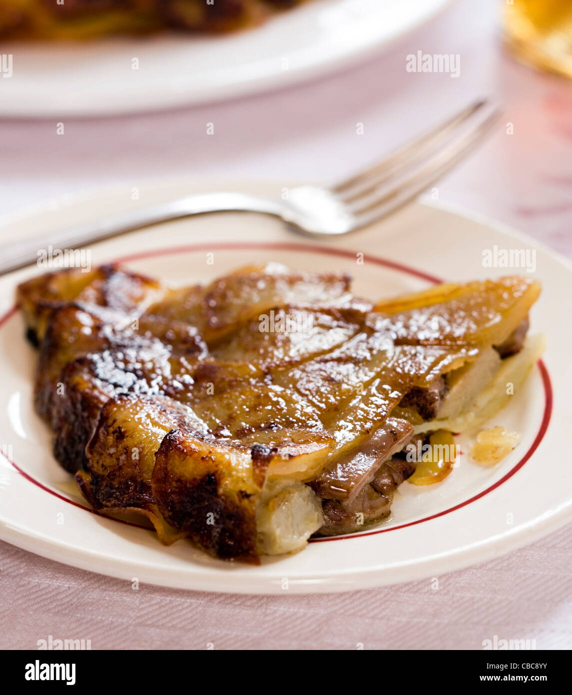Meat potato pie hi-res stock photography and images - Alamy