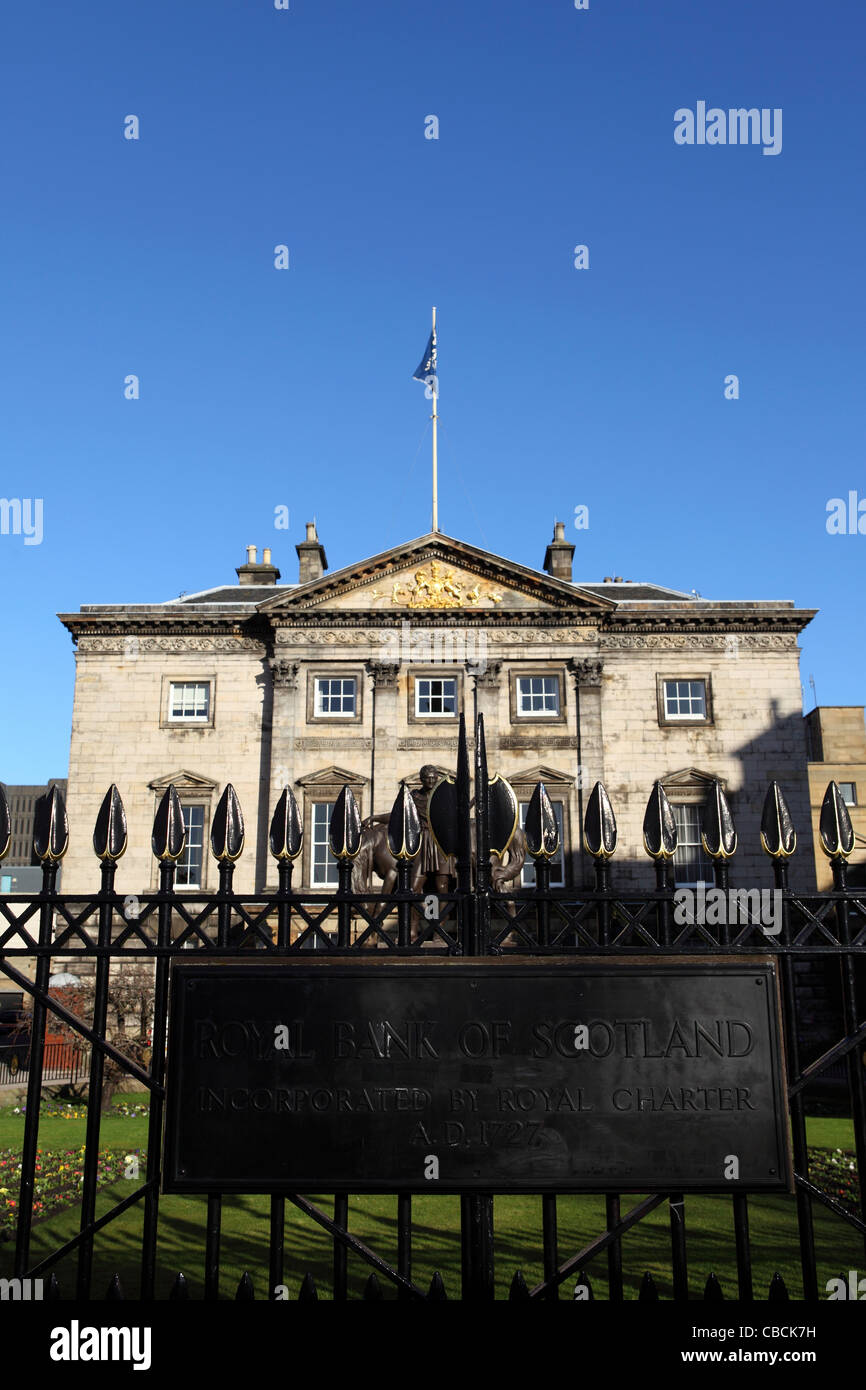 Dundas House, the headquarters of the Royal Bank of Scotland, on St