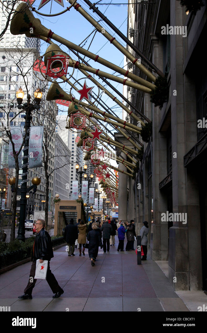 Christmas decorations. Macy's on State Street Chicago Illinois Stock