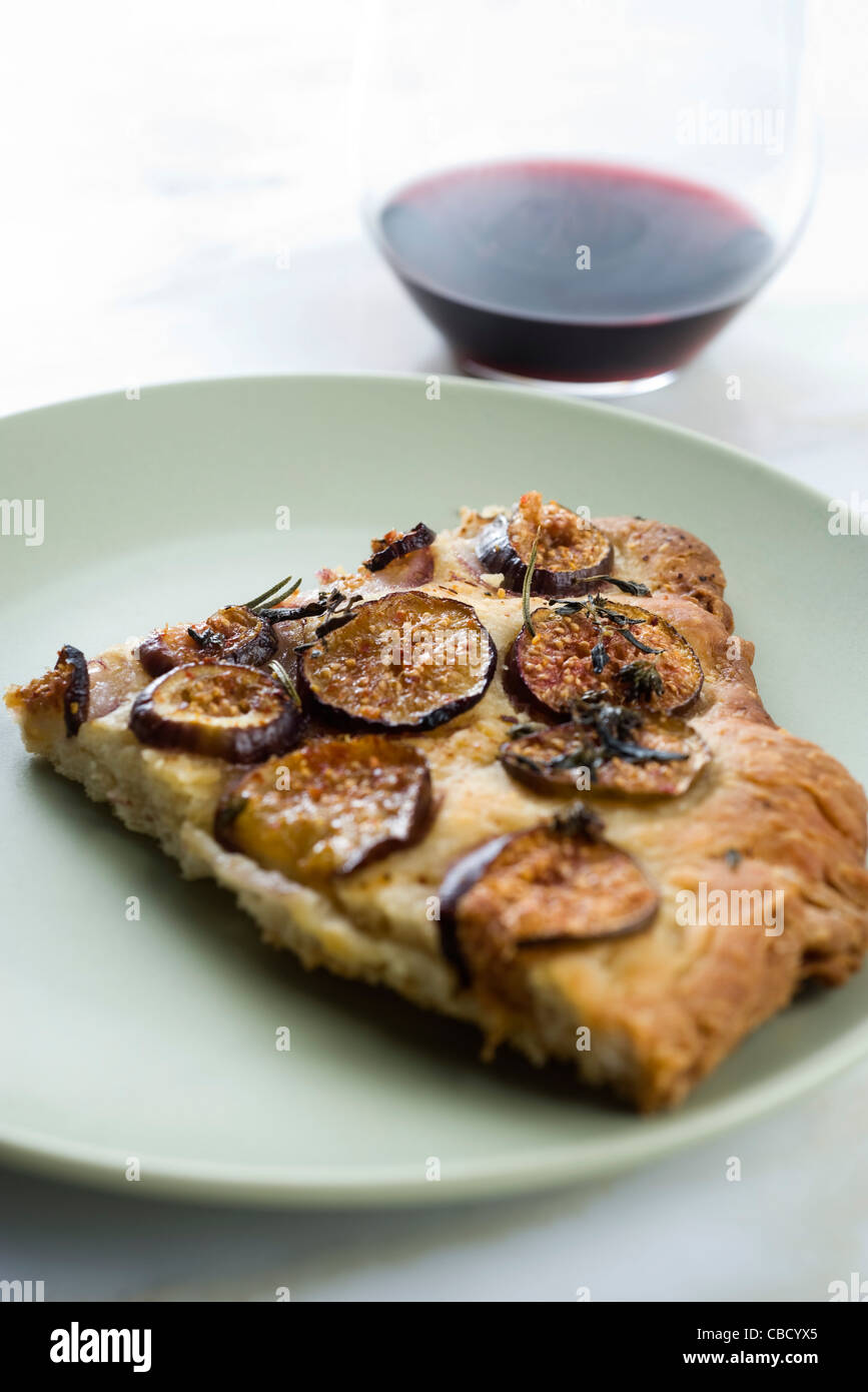 Fig flatbread pizza Stock Photo Alamy