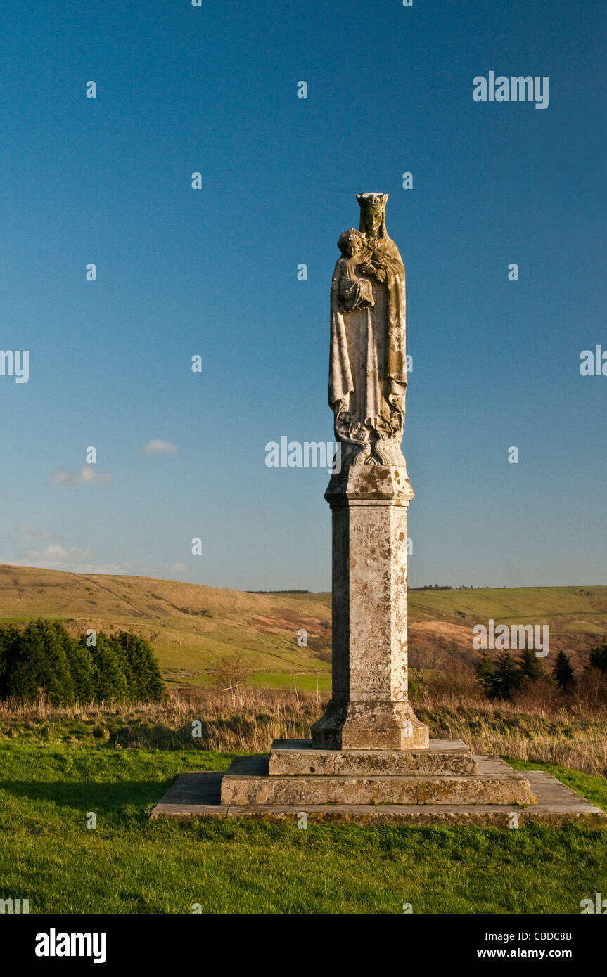 Statue of Virgin Mary and Baby Jesus at Penrhys in the south Wales Rhondda Valleys Stock Photo