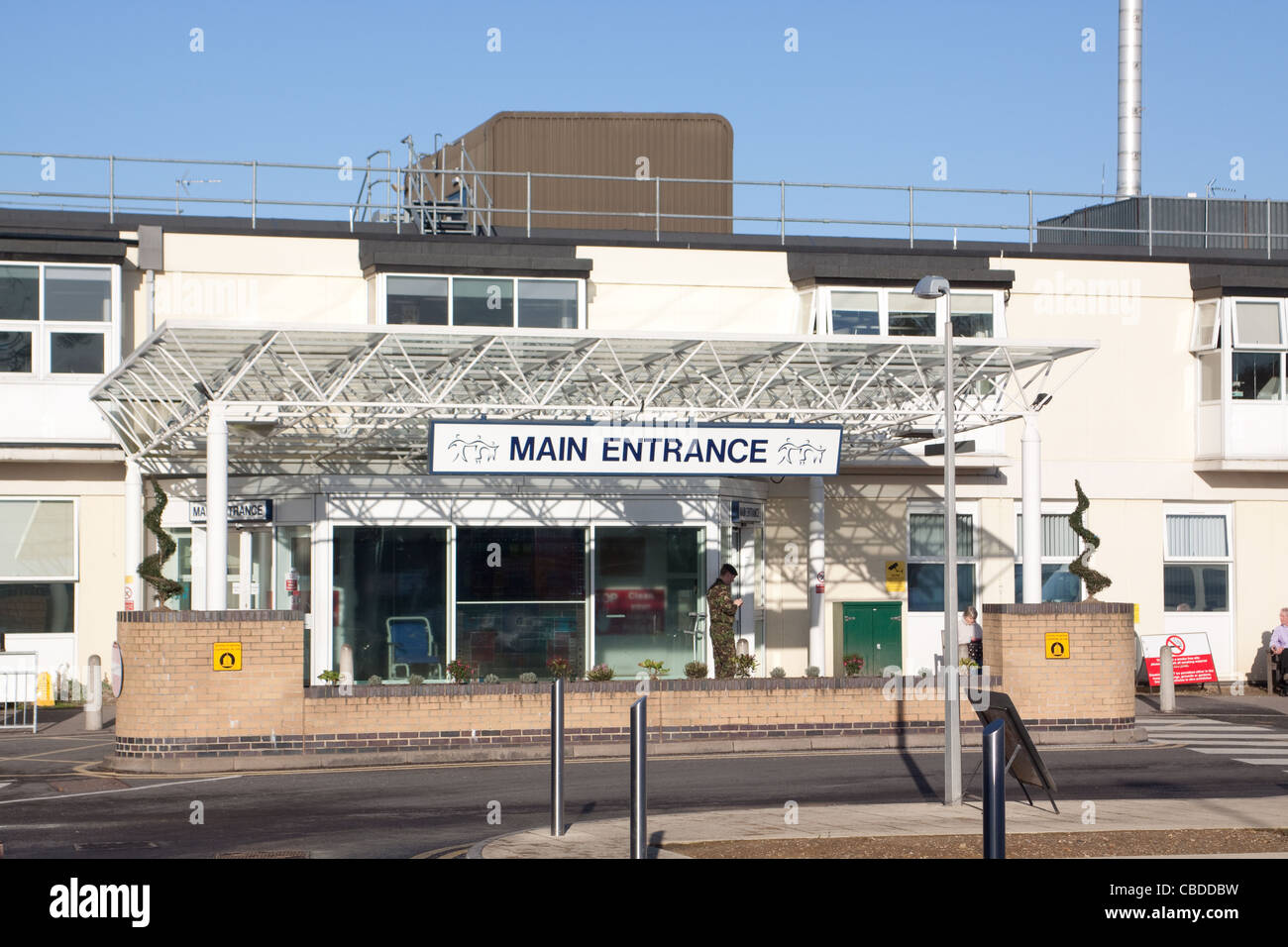 The main entrance of Frimley Park Hospital Stock Photo