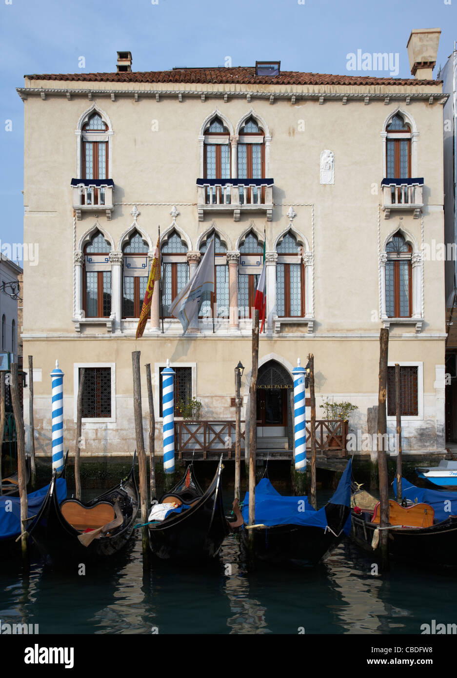 Palazzo grand canal hi-res stock photography and images - Alamy