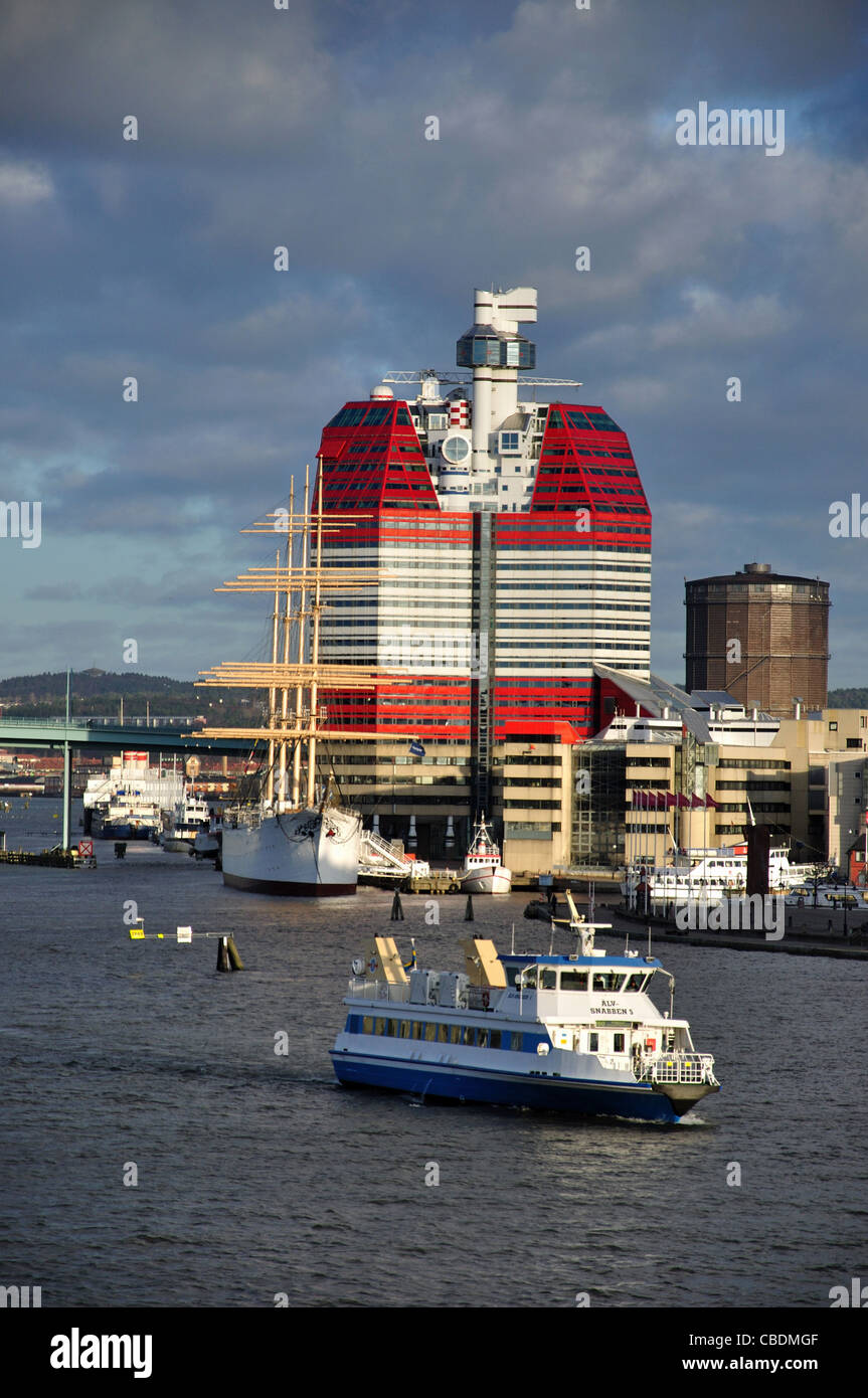 Gothenburg Harbour showing the 'lipstick' building, Gothenburg, Västergötland & Bohuslän Province, Kingdom of Sweden Stock Photo