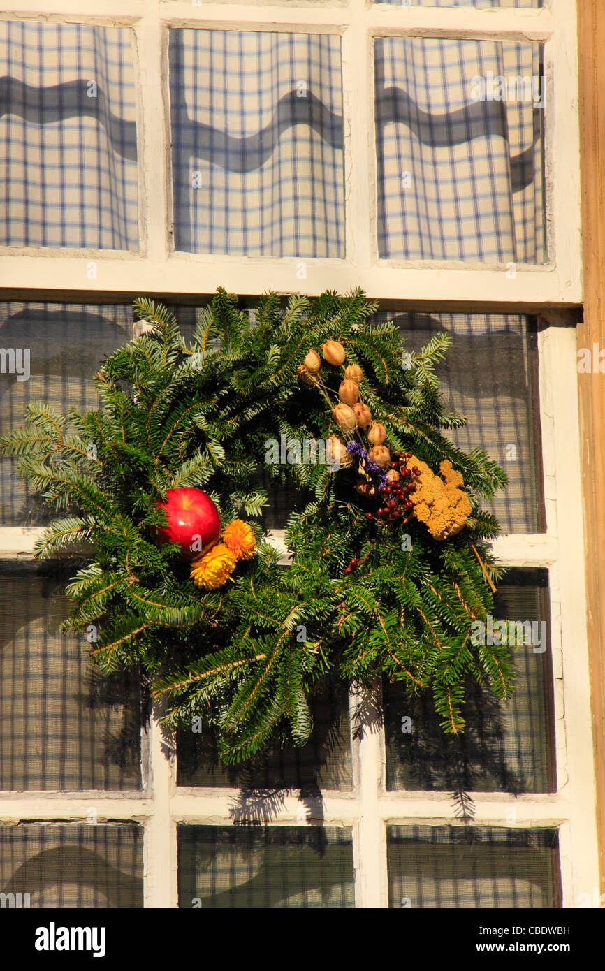 christmas wreath colonial williamsburg virginia usa stock image - Colonial Williamsburg Christmas Decorations christmas wreath colonial williamsburg virginia usa stock image - Colonial Williamsburg Christmas Decorations