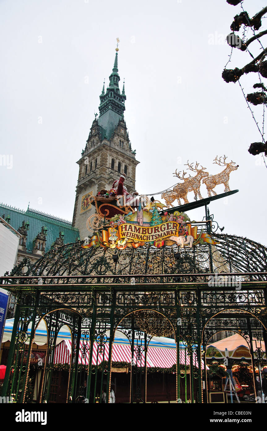 Entrance sign to Christmas Market, Rathausplatz, Hamburg, Hamburg Metropolitan Region, Federal Republic of Germany Stock Photo