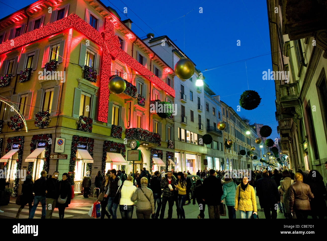 Cartier, Via Montenapoleone, Christmas time, Milan, Italy Stock Photo ...