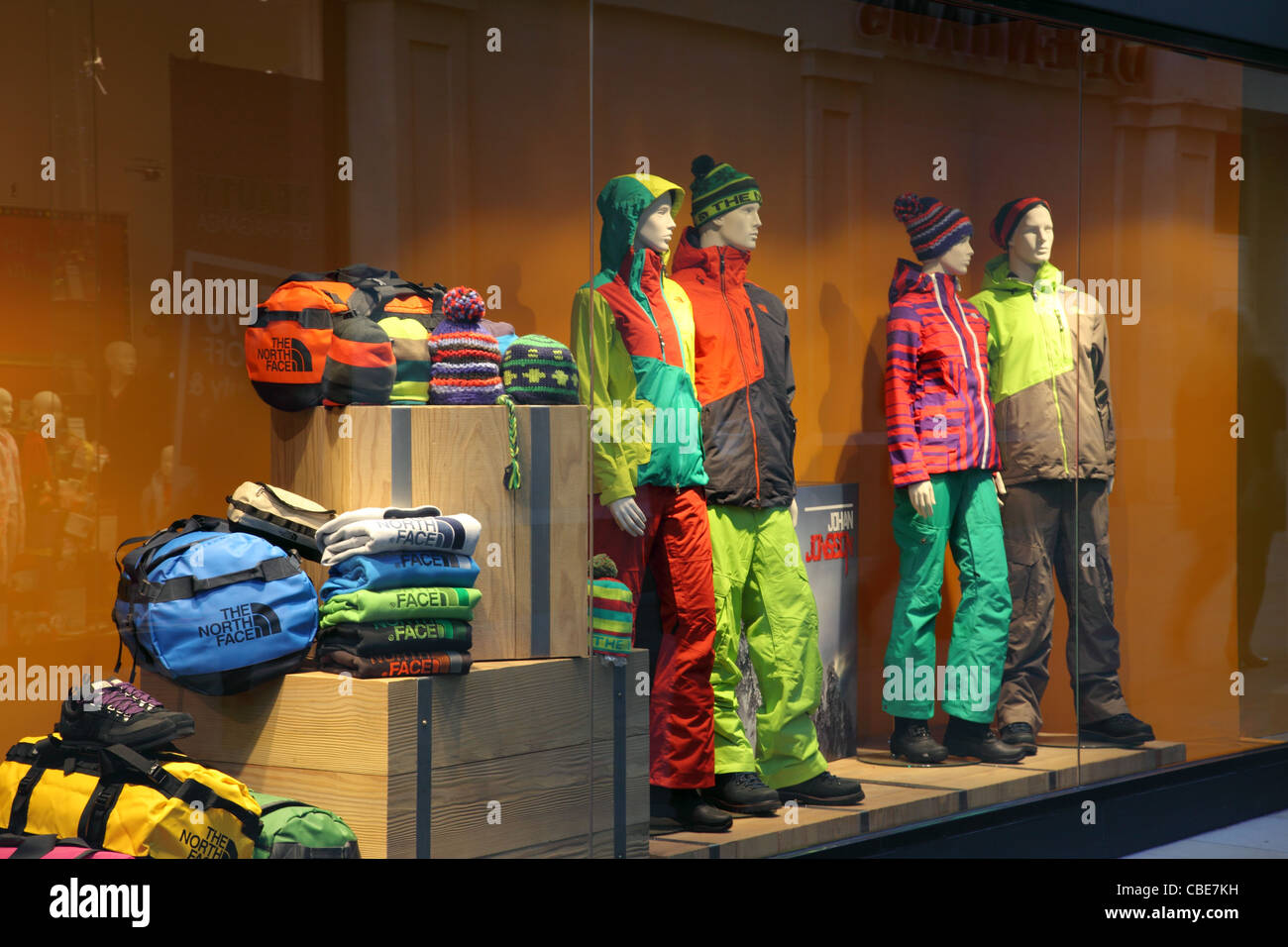 The north face shop hi-res stock photography and images - Alamy