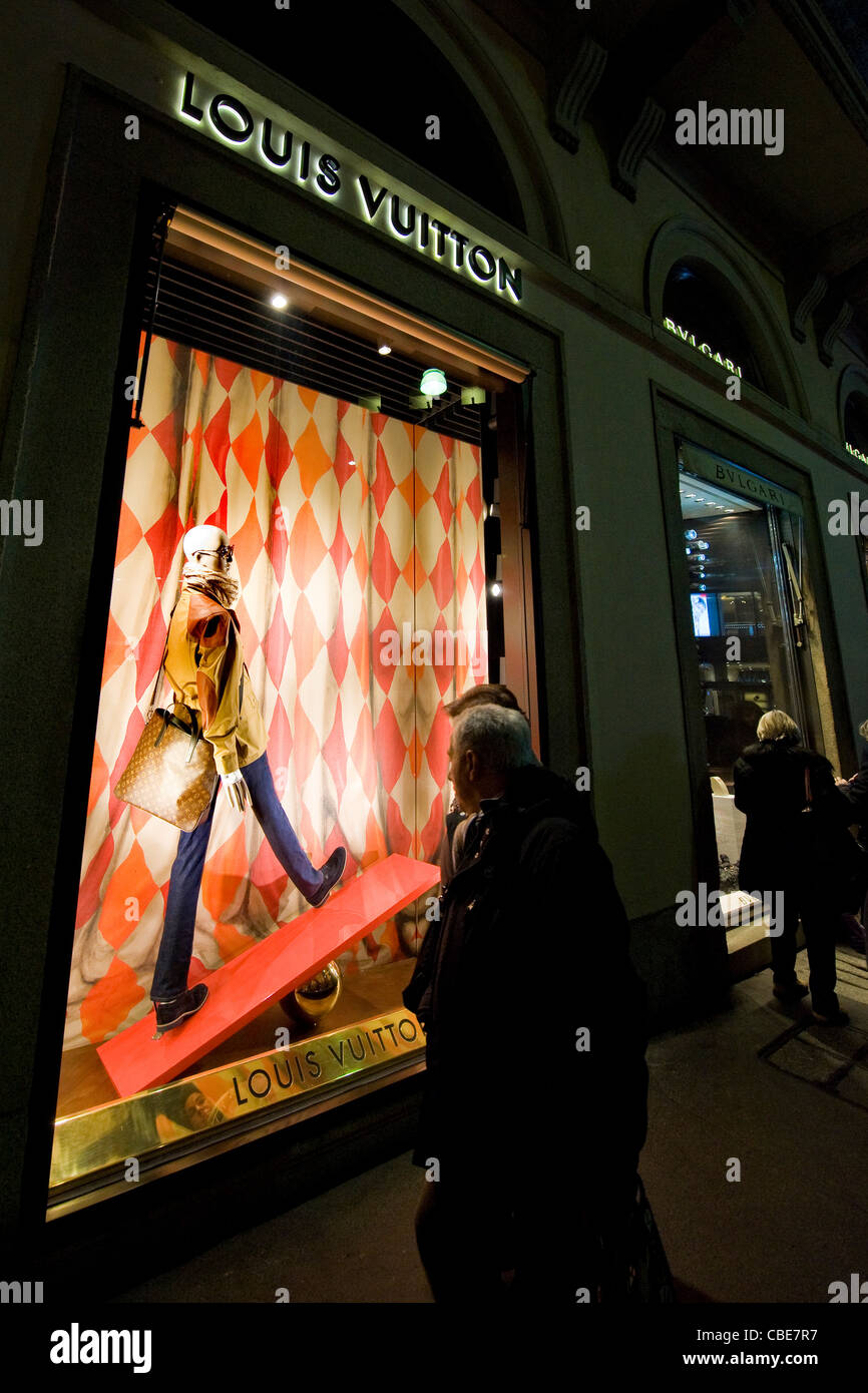 Italy milan louis vuitton store hi-res stock photography and images - Alamy