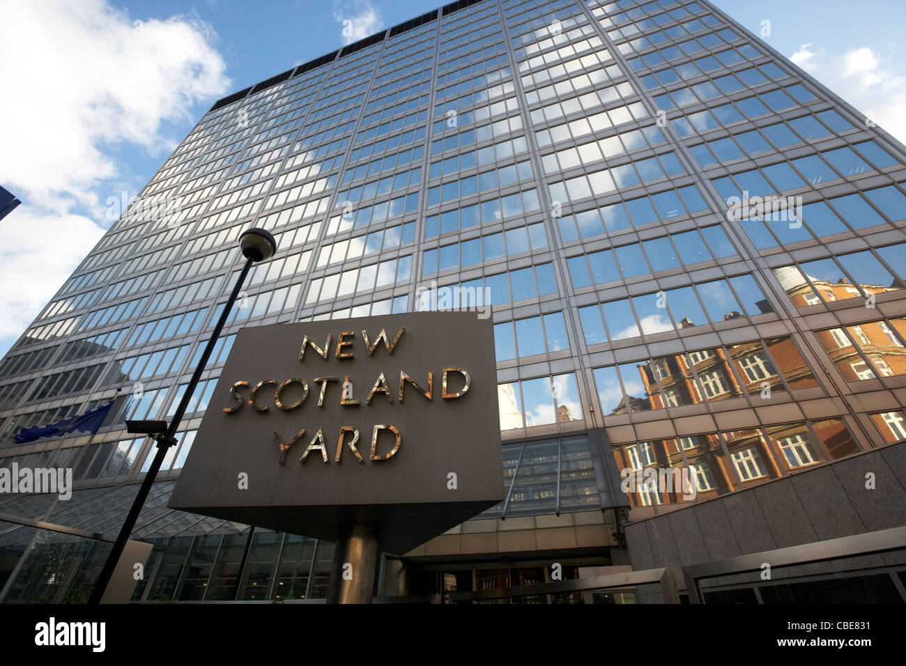former metropolitan police headquarters 8-10 broadway  New Scotland Yard London England Uk United Kingdom Stock Photo