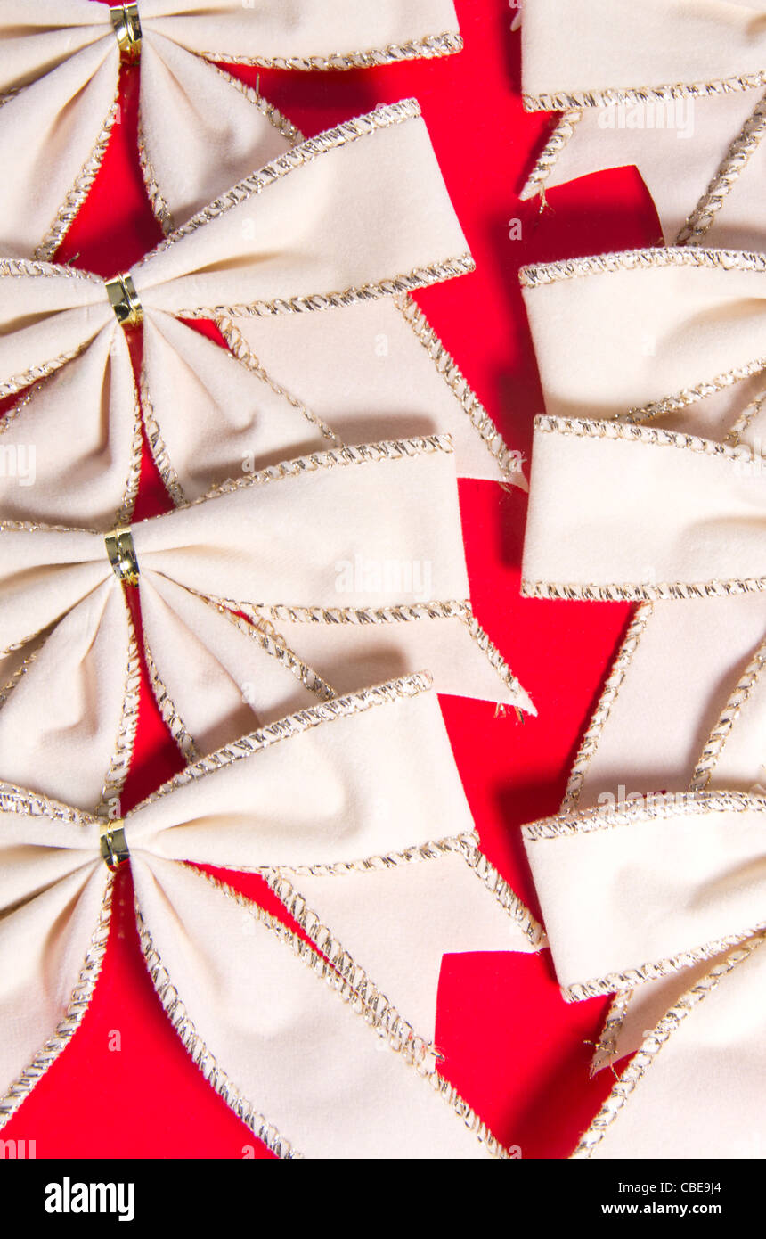 White bows hi-res stock photography and images - Alamy