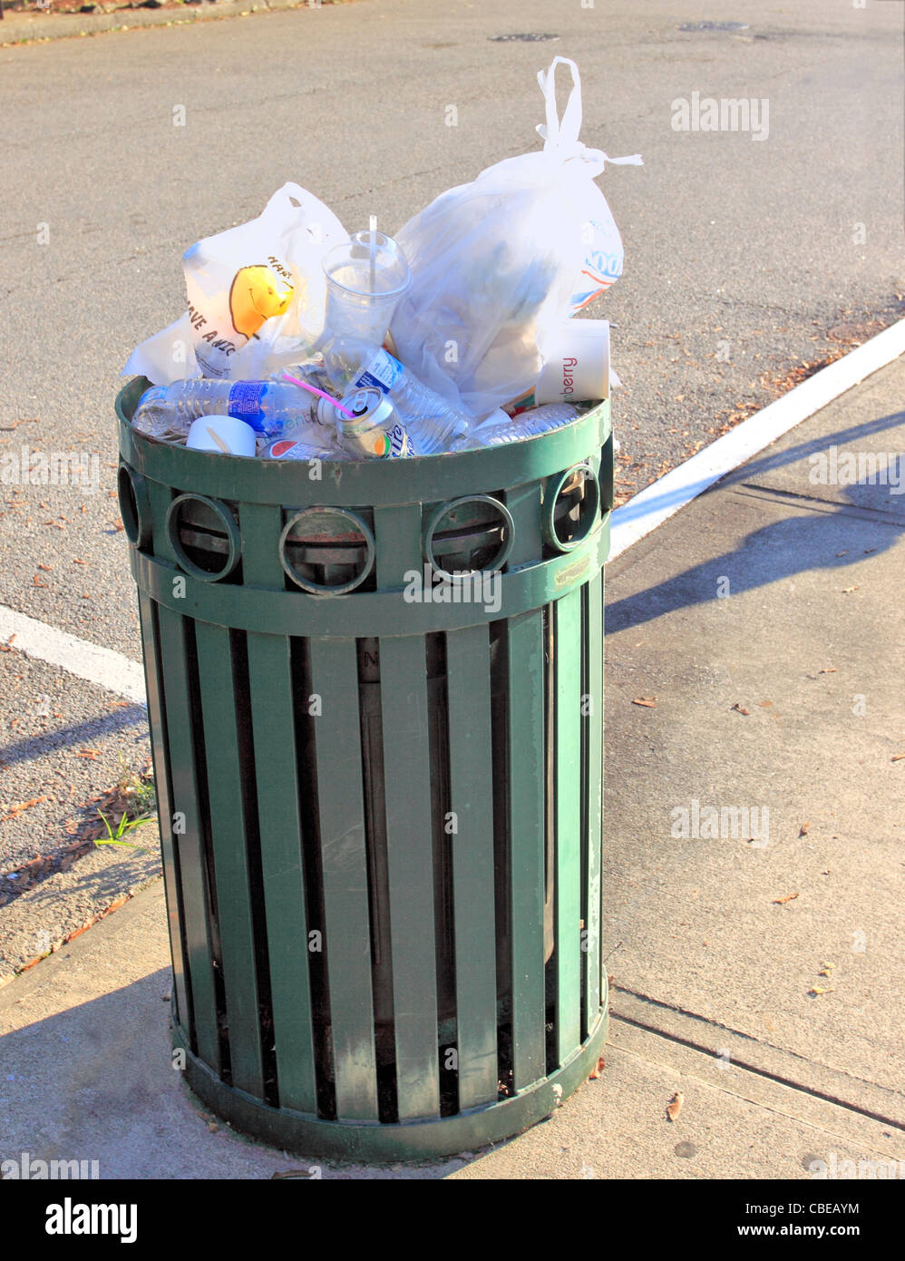 Large garbage can hi-res stock photography and images - Alamy