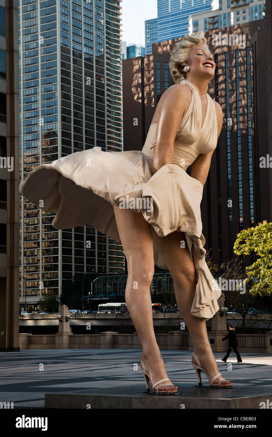 Marilyn Monroe statue on Michigan Avenue in Chicago, Illinois Stock Photo