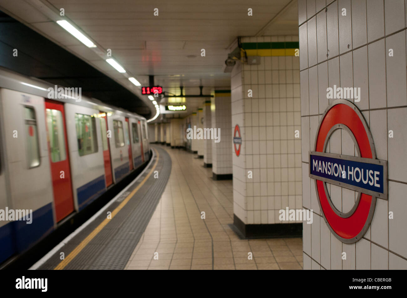 Mansion House Underground Station, London, England, UK Stock Photo