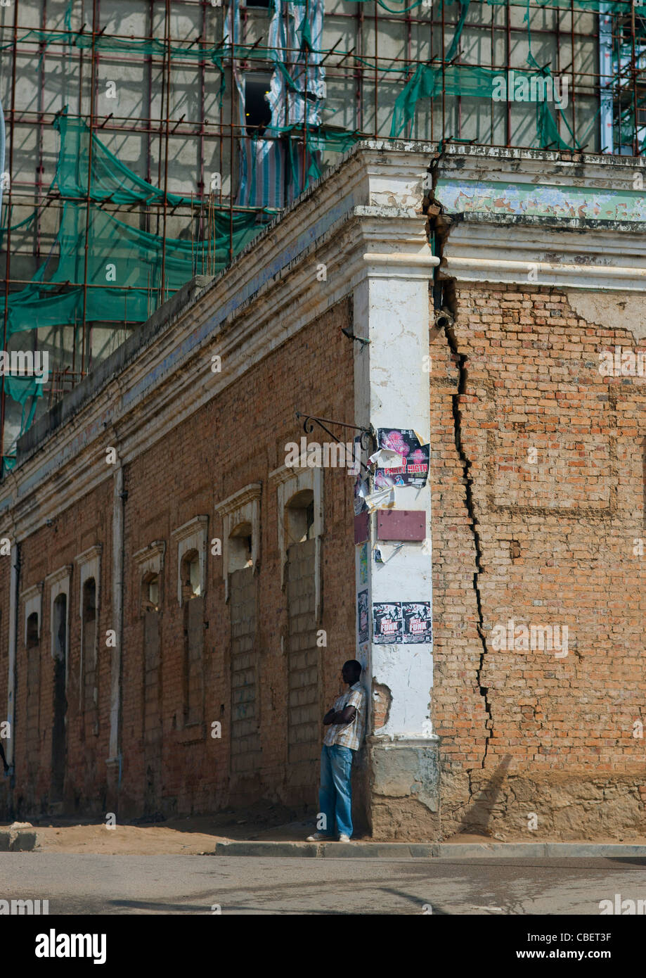 Africa building exterior architecture hi-res stock photography and ...