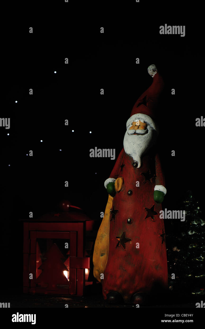 Merry christmas santa claus hi-res stock photography and images - Alamy