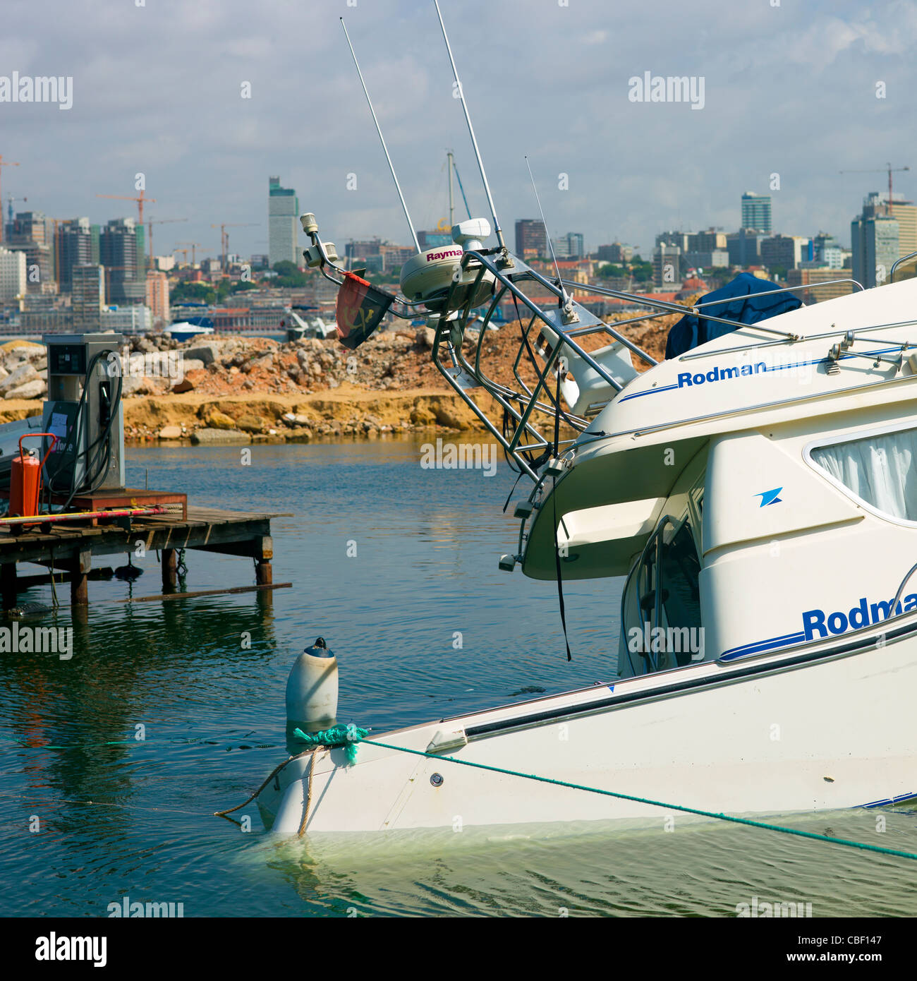 Luanda bay hi-res stock photography and images - Alamy