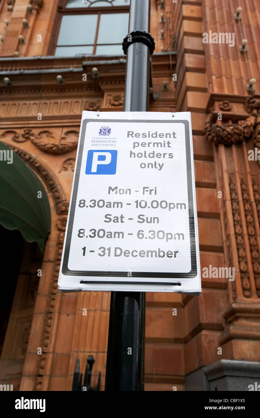 kensington and chelsea resident permit holders only parking sign london england uk united kingdom Stock Photo