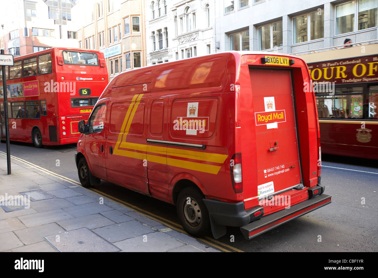 uk-mail-delivery-vehicle-parked-hi-res-stock-photography-and-images-alamy