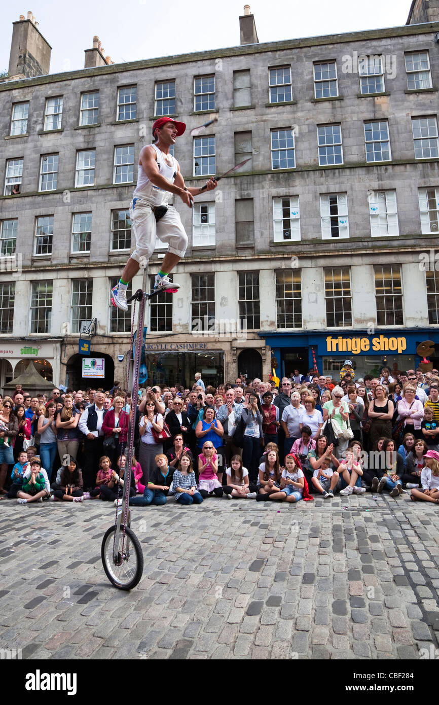 Street entertainer at the Edinburgh fringe Festival Stock Photo