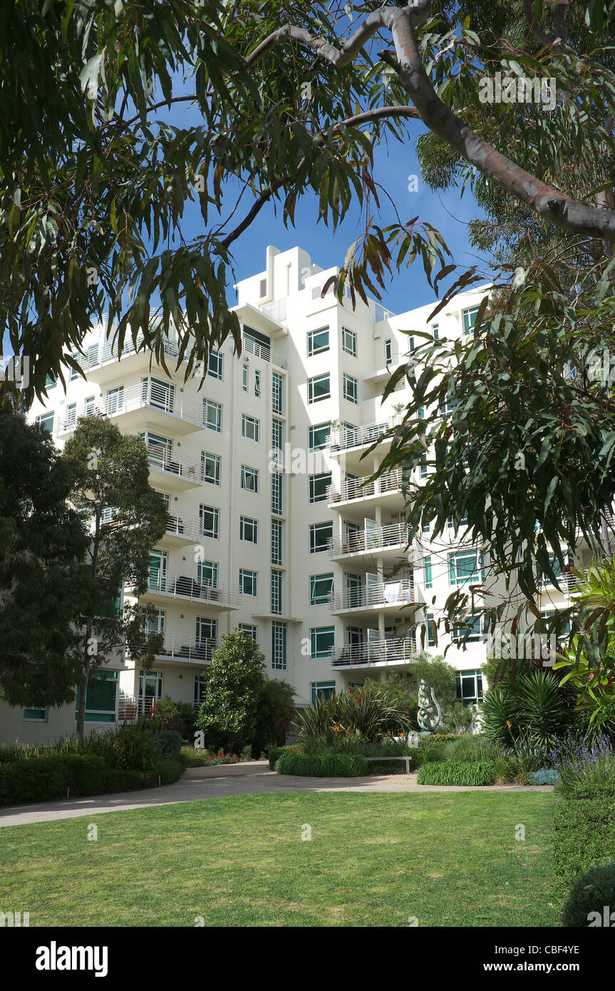 Art deco Apartment building complex at Graham Street, Port Melbourne