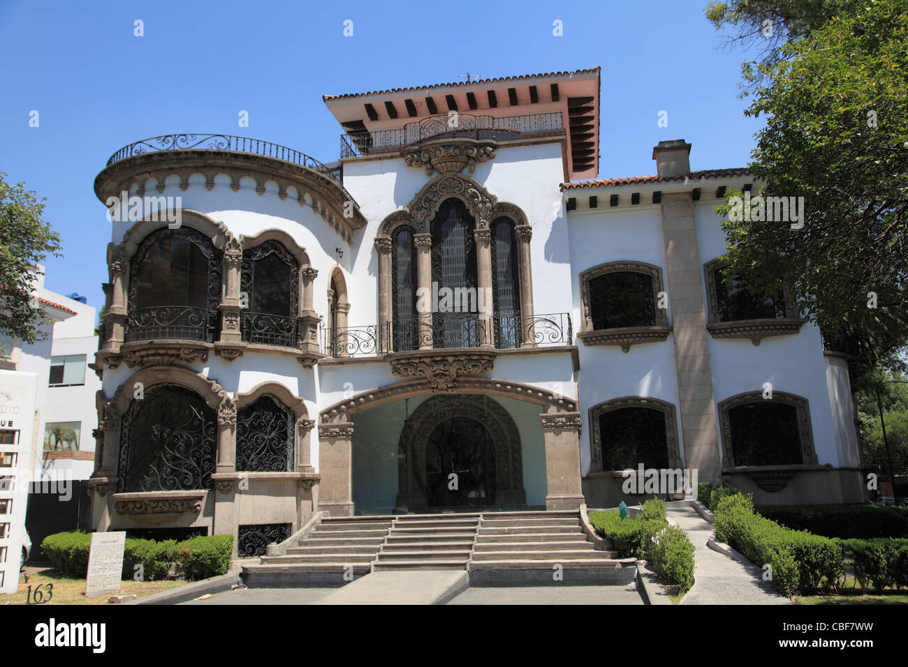 Colonial architecture, Polanco, upscale neighborhood, Mexico City